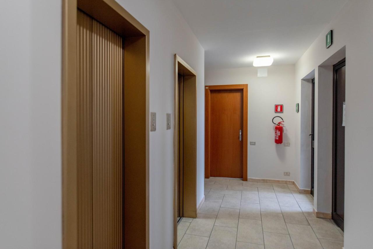 Sole Apartment Torino Exterior foto